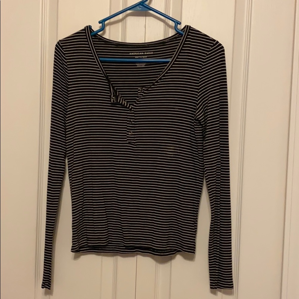 American Eagle long sleeves shirt